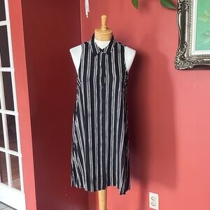 Banana Republic Black White Striped Sleeveless Tunic